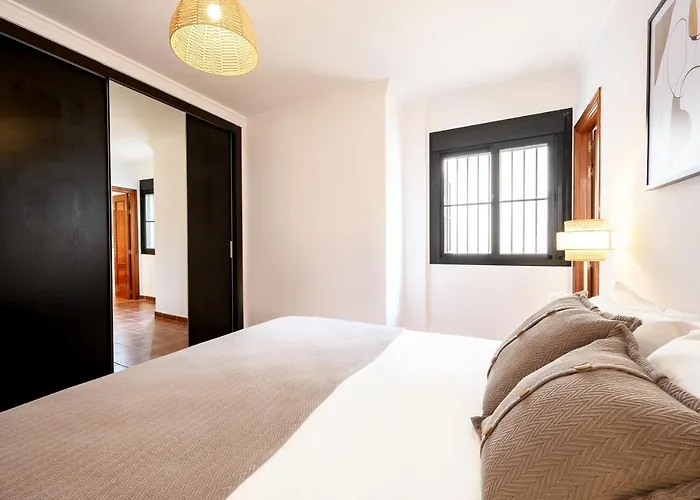 Lejlighed Sauna, 3 Bedroom By 10tosea *