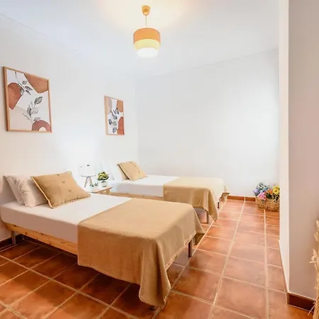 Apartment Sauna, 3 Bedroom By 10tosea *